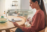 Manual Breast Pump (Model SCF430/10) - toylibrary.lk